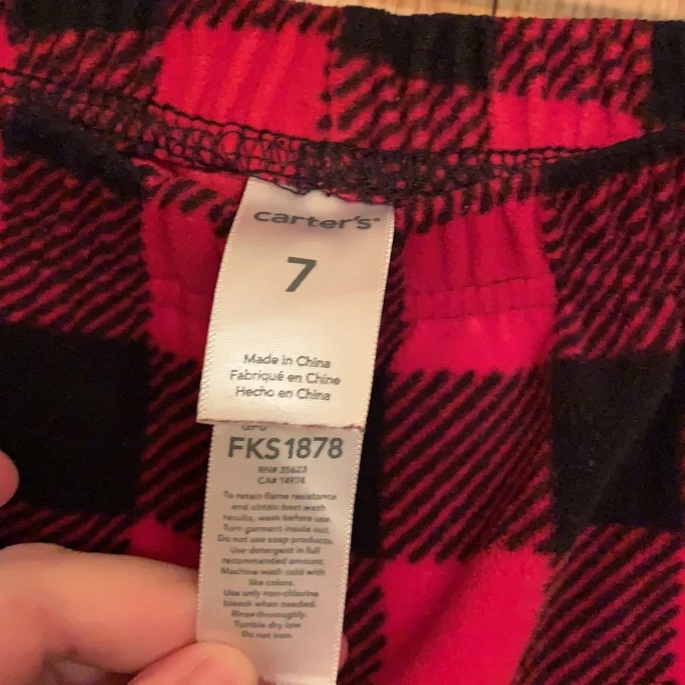 Carter’s boys size 7 red black Buffalo check plaid pajama pants fleece like new